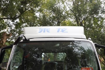 翼威2&nbsp;电动载货车外观图片