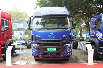 东风柳汽乘龙H5 8X4 9.6米纯电动仓栅式载货车 宁德时代400.6kWh
