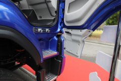 东风柳汽乘龙H5 4X2 9.8米纯电动厢式载货车 宁德时代310.66kWh