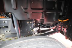 东风柳汽乘龙H5 4X2 9.8米纯电动厢式载货车 宁德时代310.66kWh