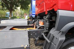 东风柳汽乘龙 翼威5 4X2 9.8米纯电动厢式载货车 宁德时代400.6kWh