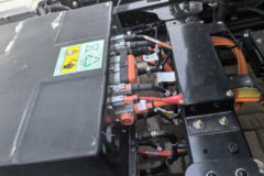 蓝擎·悦EH Pro 4.15米单排纯电动仓栅式轻卡 弗迪156kWh