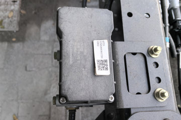 ���桤��EH Pro 4.15�׵��Ŵ��綯��դʽ�Ῠ ����156kWhͼƬ