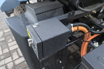 ���桤��EH Pro 4.15�׵��Ŵ��綯��դʽ�Ῠ ����156kWhͼƬ