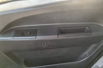 ���������ȷ�M3 2.5L���� 180���� ��ʿ��12�� 4.15�׵��Ų�դʽ�ῨͼƬ