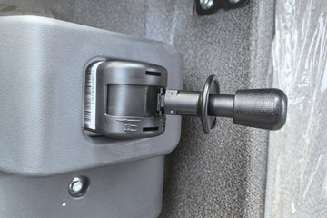 ���������ȷ�M3 2.5L���� 180���� ��ʿ��12�� 4.15�׵��Ų�դʽ�ῨͼƬ