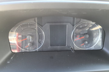 ���������ȷ�M3 2.5L���� 180���� ��ʿ��12�� 4.15�׵��Ų�դʽ�ῨͼƬ