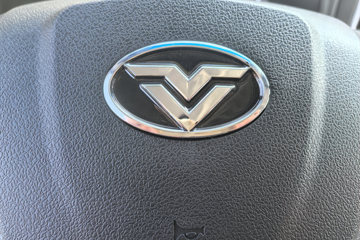 ���������ȷ�M3 2.5L���� 180���� ��ʿ��12�� 4.15�׵��Ų�դʽ�ῨͼƬ