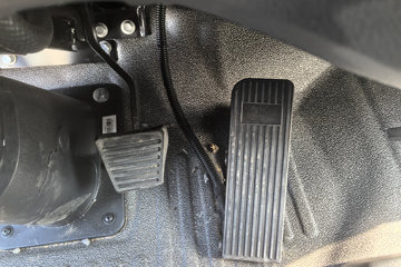 ���������ȷ�M3 2.5L���� 180���� ��ʿ��12�� 4.15�׵��Ų�դʽ�ῨͼƬ