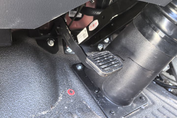 ���������ȷ�M3 2.5L���� 180���� ��ʿ��12�� 4.15�׵��Ų�դʽ�ῨͼƬ