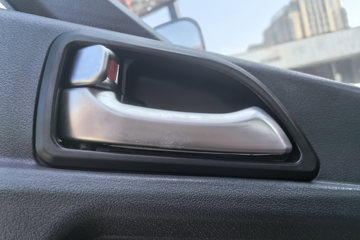 ���������ȷ�M3 2.5L���� 180���� ��ʿ��12�� 4.15�׵��Ų�դʽ�ῨͼƬ