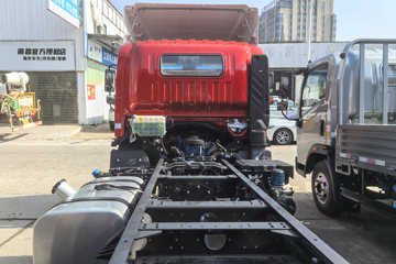 ���������ȷ�M3 2.5L���� 180���� ��ʿ��12�� 4.15�׵��Ų�դʽ�ῨͼƬ