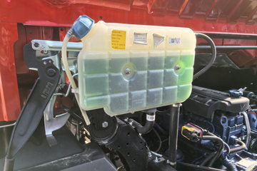 ���������ȷ�M3 2.5L���� 180���� ��ʿ��12�� 4.15�׵��Ų�դʽ�ῨͼƬ