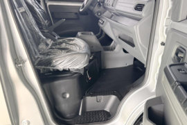 小象X3L&nbsp;电动载货车驾驶室图片