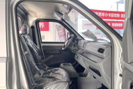 小象X3L&nbsp;电动载货车驾驶室图片