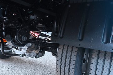 Զ������F3E 2025���ǻ۰� Һɲ 3.82�׵��Ŵ��綯��ʽ΢�� ����65kWhͼƬ