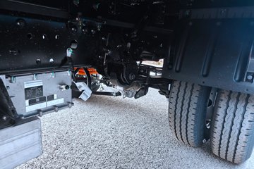 Զ������F3E 2025���ǻ۰� Һɲ 3.82�׵��Ŵ��綯��ʽ΢�� ����65kWhͼƬ