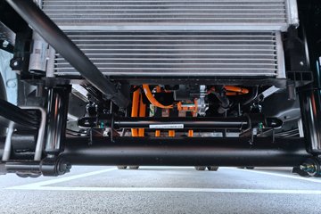Զ������F3E 2025���ǻ۰� Һɲ 3.82�׵��Ŵ��綯��ʽ΢�� ����65kWhͼƬ