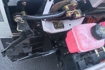 �ɵ�EV6 ��ɲ 4.15�׵��Ŵ��綯�����Ῠ �д��º�114.02kWhͼƬ