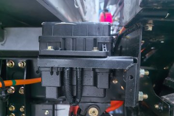 �ɵ�EV6 ��ɲ 4.15�׵��Ŵ��綯�����Ῠ �д��º�114.02kWhͼƬ