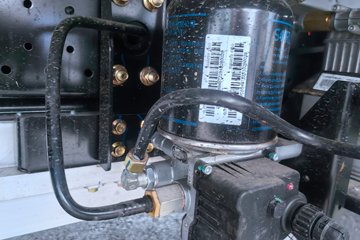 �ɵ�EV6 ��ɲ 4.15�׵��Ŵ��綯�����Ῠ �д��º�114.02kWhͼƬ