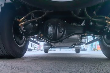 �ɵ�EV6 ��ɲ 4.15�׵��Ŵ��綯�����Ῠ �д��º�114.02kWhͼƬ