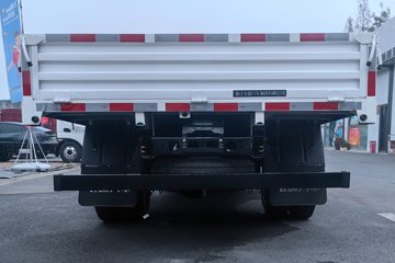 �ɵ�EV6 ��ɲ 4.15�׵��Ŵ��綯�����Ῠ �д��º�114.02kWhͼƬ