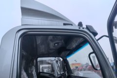 中国重汽 豪曼 先锋EM3 4X2 4.18米单排纯电动栏板轻卡 宁德时代100.46kWh