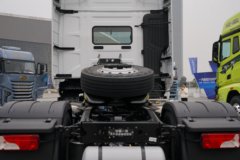 一汽解放J7 12.5L柴油 580马力 4X2 一汽解放12档 AMT 自动档 牵引车