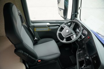 һ�����J7 12.5L���� 580���� 4X2 һ�����12�� AMT �Զ��� ǣ����ͼƬ