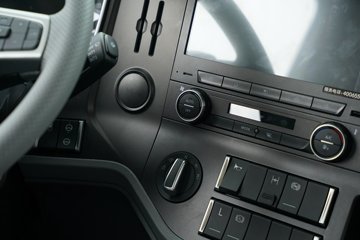 һ�����J7 12.5L���� 580���� 4X2 һ�����12�� AMT �Զ��� ǣ����ͼƬ