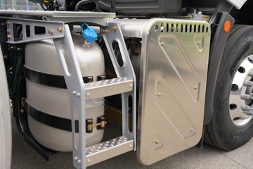 һ�����J7 12.5L���� 580���� 4X2 һ�����12�� AMT �Զ��� ǣ����ͼƬ