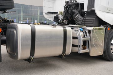 һ�����J7 12.5L���� 580���� 4X2 һ�����12�� AMT �Զ��� ǣ����ͼƬ