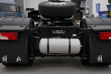 һ�����J7 12.5L���� 580���� 4X2 һ�����12�� AMT �Զ��� ǣ����ͼƬ