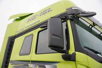 һ�����J7 ��Ӣ�� 15.6L LNG 640���� 6X4 һ�����12�� AMT�Զ��� ǣ����ͼƬ