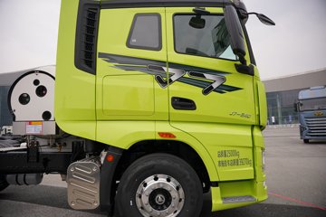 һ�����J7 ��Ӣ�� 15.6L LNG 640���� 6X4 һ�����12�� AMT�Զ��� ǣ����ͼƬ