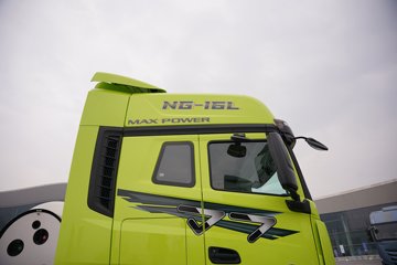 һ�����J7 ��Ӣ�� 15.6L LNG 640���� 6X4 һ�����12�� AMT�Զ��� ǣ����ͼƬ