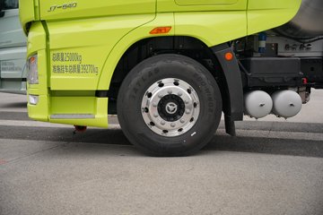 һ�����J7 ��Ӣ�� 15.6L LNG 640���� 6X4 һ�����12�� AMT�Զ��� ǣ����ͼƬ