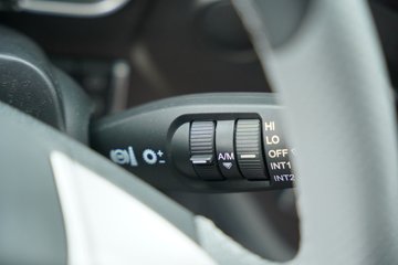 һ�����J7 ��Ӣ�� 15.6L LNG 640���� 6X4 һ�����12�� AMT�Զ��� ǣ����ͼƬ