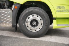 一汽解放J7 精英版 15.6L LNG 640马力 6X4 一汽解放12档 AMT自动档 牵引车