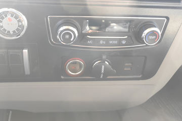 ����HOWO�Ῠ ͳ˧ 2.5L���� 170���� 12�� 4.15�׵��Ų�դʽ�ῨͼƬ