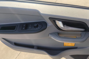 ����HOWO�Ῠ ͳ˧ 2.5L���� 170���� 12�� 4.15�׵��Ų�դʽ�ῨͼƬ