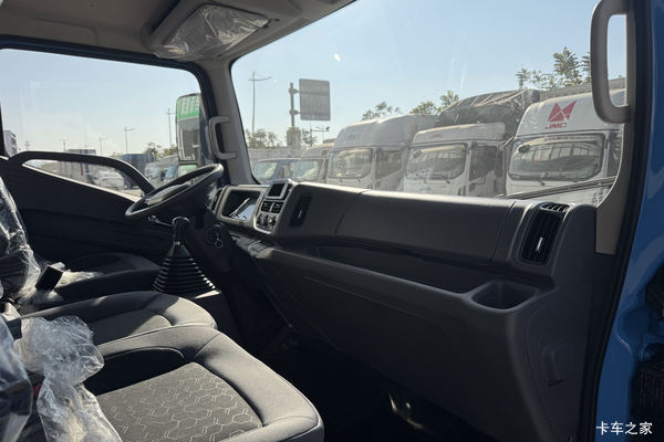 黑龙江江铃凯运+ 现车充足 热销中 欢迎到店赏鉴 黑龙江江铃凯运+ 现车充足 热销中 欢迎到店赏鉴