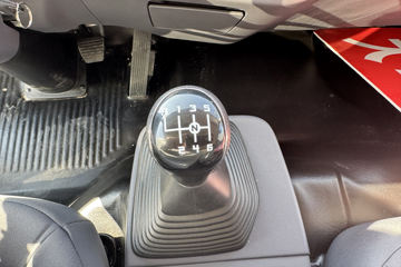 ���忭��+ �������� 2.5L���� 174���� 6�� 4.2�׵�����ʽ�ῨͼƬ