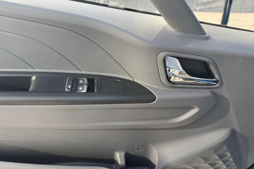 ���忭��+ �������� 2.5L���� 174���� 6�� 4.2�׵�����ʽ�ῨͼƬ