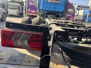 ���忭��+ �������� 2.5L���� 174���� 6�� 4.2�׵�����ʽ�ῨͼƬ