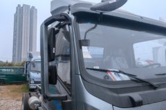 重汽豪曼 星蓝EM3 天行版 4.18米单排纯电动厢式轻卡 宁德时代140.41kWh