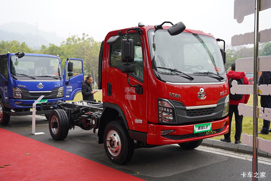 ������������L2 2.5L���� 160���� 4X2 ��ʿ��10�� 3.2����ж��