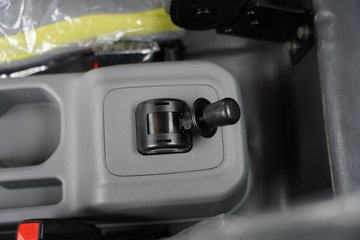 ������������L2 2.5L���� 160���� 4X2 ��ʿ��10�� 3.2����ж��ͼƬ