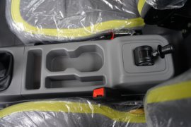 乘龙L2&nbsp;自卸车驾驶室                                               图片